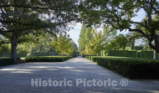 Photo- Walkway outside the Miller House, considered a modern-architecure gem designed by Finnish-American architect Eero Saarinen and completed in 1957 in Columbus 1