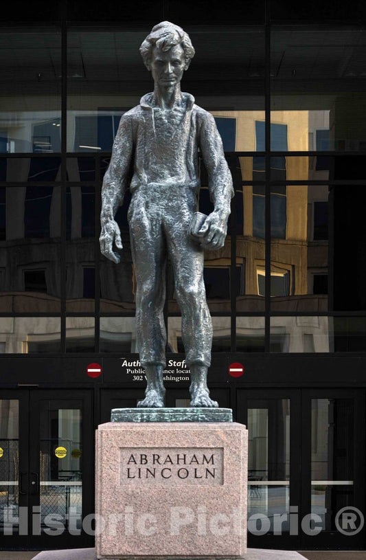 Photo - Sculptor David Kresz Rubins's 1969" Young Abe Lincoln Statue Abraham Lincoln, The nation's 16th President During The American Civil War of The 1860s