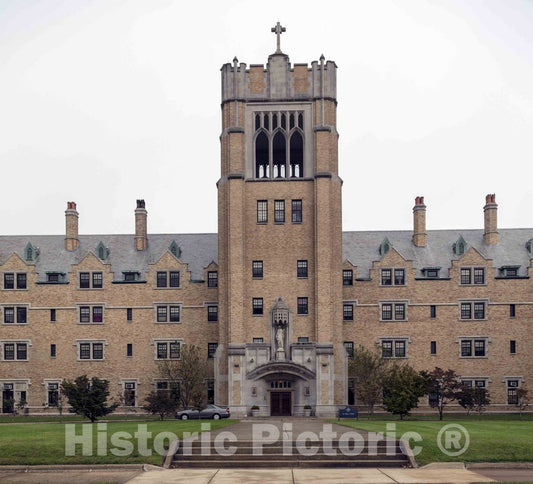 Photo- Le Mans Hall, a dormitory and central administration building, constructed in 1926 at Saint Mary's College, a four-year, Catholic, women's liberal-arts college in Notre Dame