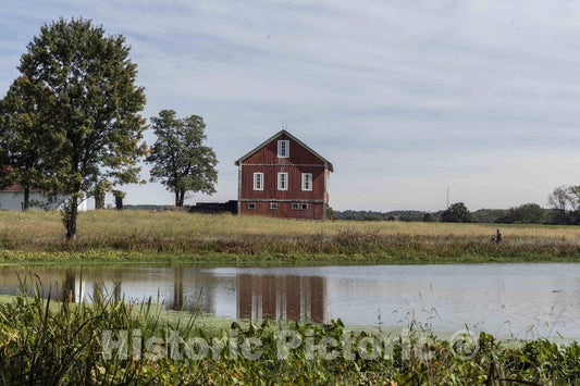 Photo - The image of this attractive barn, near Navarre in Stark County, Ohio, reflects in an adjacent pond- Fine Art Photo Reporduction