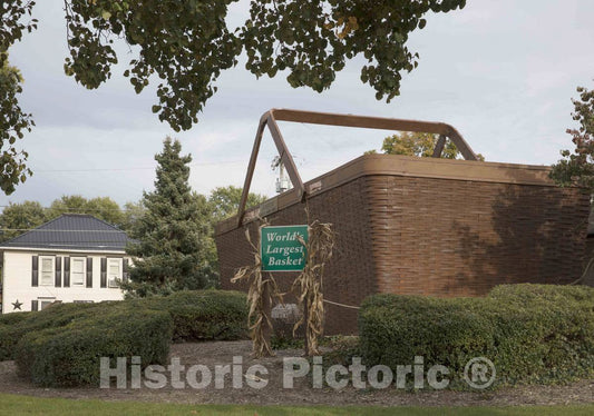 Photo - This is what Dresden, a small Central Ohio town, calls the"World's Largest Basket," though there are larger basket- shaped buildings that trace to the town