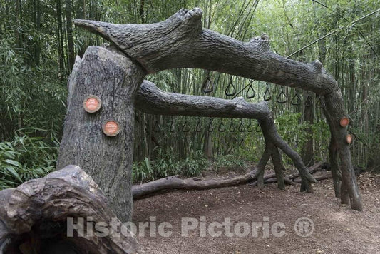 Photo- A creative"jungle gym," designed for kids as a place to emulate the cavorting of the zoo's monkeys, at the Cincinnati Zoo and Botanical Garden, America's second-oldest zoo