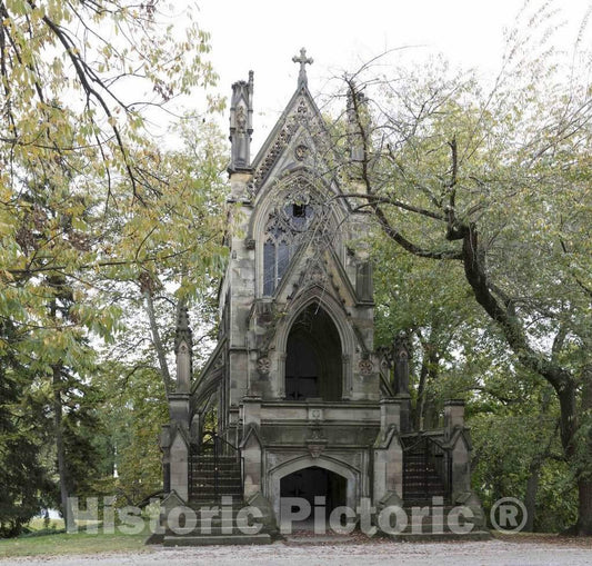 Photo- Architect James Keys Wilson's Dexter Mausoleum at The 733-acre Spring Grove Cemetery and Arboretum in Cincinnati, Ohio, The Second-Largest Cemetery in The United States