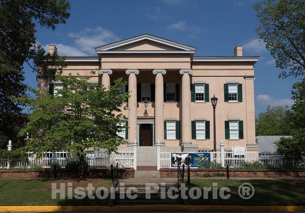 Photo - The Old Governor's Mansion in Milledgeville, The Capital of Georgia from 1804 to 1868, notably During The American Civil War- Fine Art Photo Reporduction