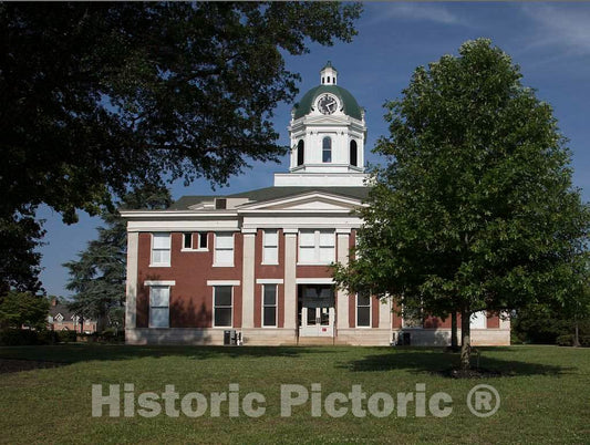 Photo - The Stephens County Courthouse in Toccoa, Georgia- Fine Art Photo Reporduction