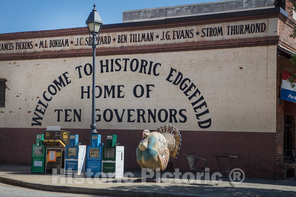 Photo - Edgefield, South Carolina, is an Obscure City Compared with The More Famous Charleston, Columbia, Greenville, and Spartanburg- Fine Art Photo Reporduction