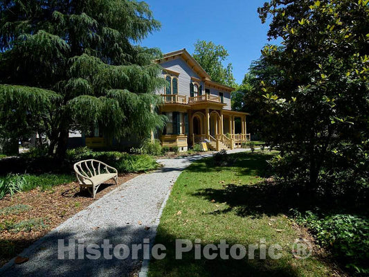 Photo- The Woodrow Wilson Family Home, one of The Boyhood Homes of Woodrow Wilson, The 28th U.S. President, in Columbia, The Capital City of South Carolina 1 Fine Art Photo