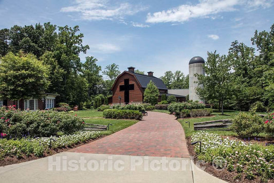Photo- The Billy Graham Library in Charlotte, North Carolina, resembles a dairy barn much like the one that the famed Protestant evangelist grew up on 1 Fine Art Photo Reproduction