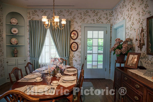Photo - Dining Room in The Billy Graham Homeplace, The Boyhood Home of The famed Protestant Evangelist, in Charlotte, North Carolina- Fine Art Photo Reporduction