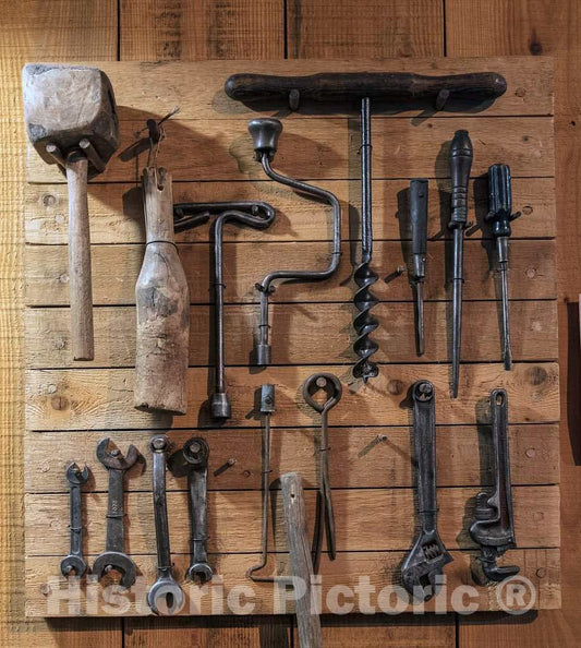 Photo - Billy Graham's Tools, displayed in The Billy Graham Library, a barnlike Structure in Charlotte, North Carolina, That is More of a Museum Than Library