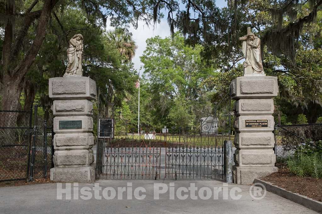 Photo - Gateway to Bonaventure Cemetery in Savannah, Georgia- Fine Art Photo Reporduction