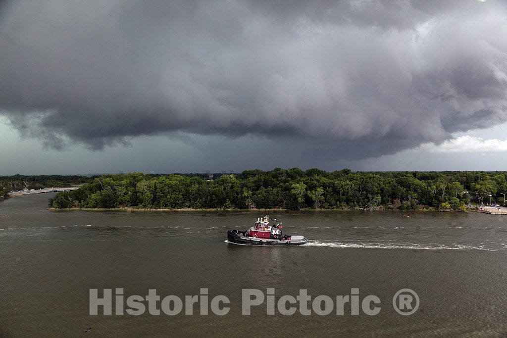 Photo- A Tugboat Plies The Savannah River in Savannah, Georgia 1 Fine Art Photo Reproduction