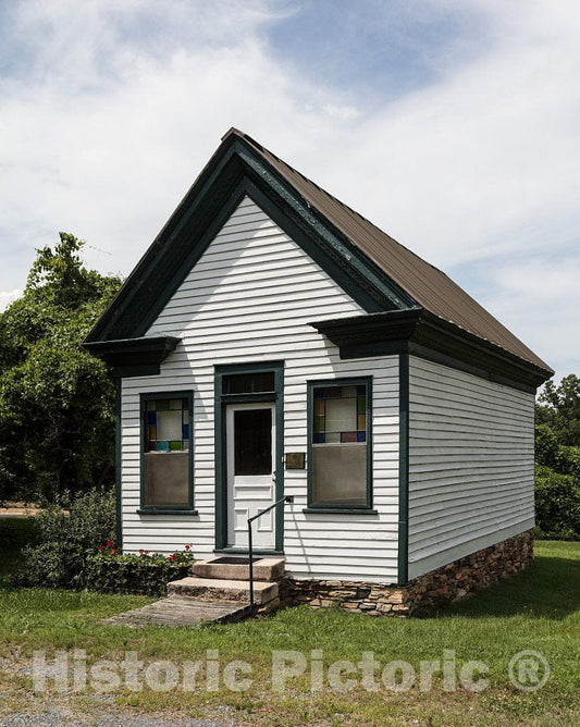 Photo - A Tiny Rural Post Office Building in Wentworth, The seat of Rockingham County, North Carolina- Fine Art Photo Reporduction
