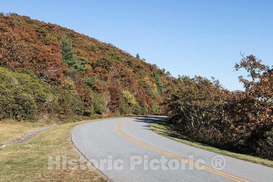 Photo - Autumn View of a Turn Below Fryingpan Mountain in The Blue Ridge Parkway, Near Wolf Ford in Transylvania County, North Carolina- Fine Art Photo Reporduction