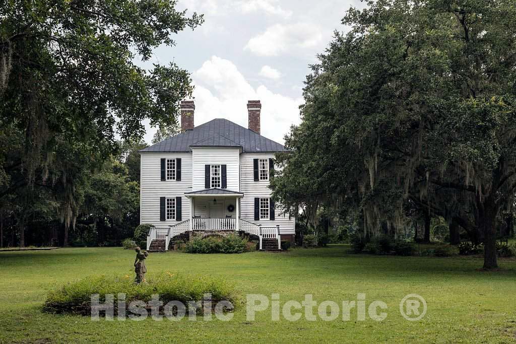 Photo- The Great House at Hopsewee Plantation, Near The Settlement of North Santee, Along The Santee River in Georgetown County, South Carolina 1 Fine Art Photo Reproduction