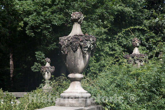 Photo - Sculptures at The Swan House, a Historic House Museum in Atlanta, The Capital City of The Southern U.S. State of Georgia and The state's Largest City