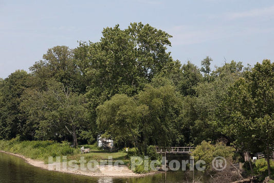 Photo - Small Bridge Over The Delaware and Raritan Canel in Lambertville- Fine Art Photo Reporduction