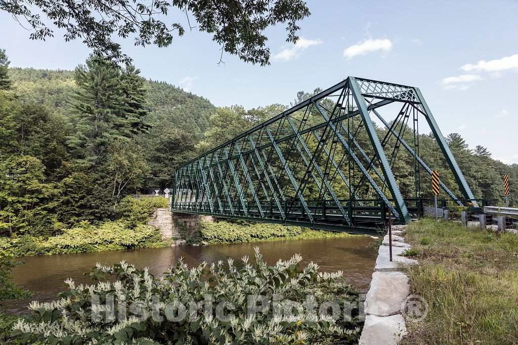 Photo - A Classic Iron Truss Bridge Over The West River in Townshend, Vermont- Fine Art Photo Reporduction