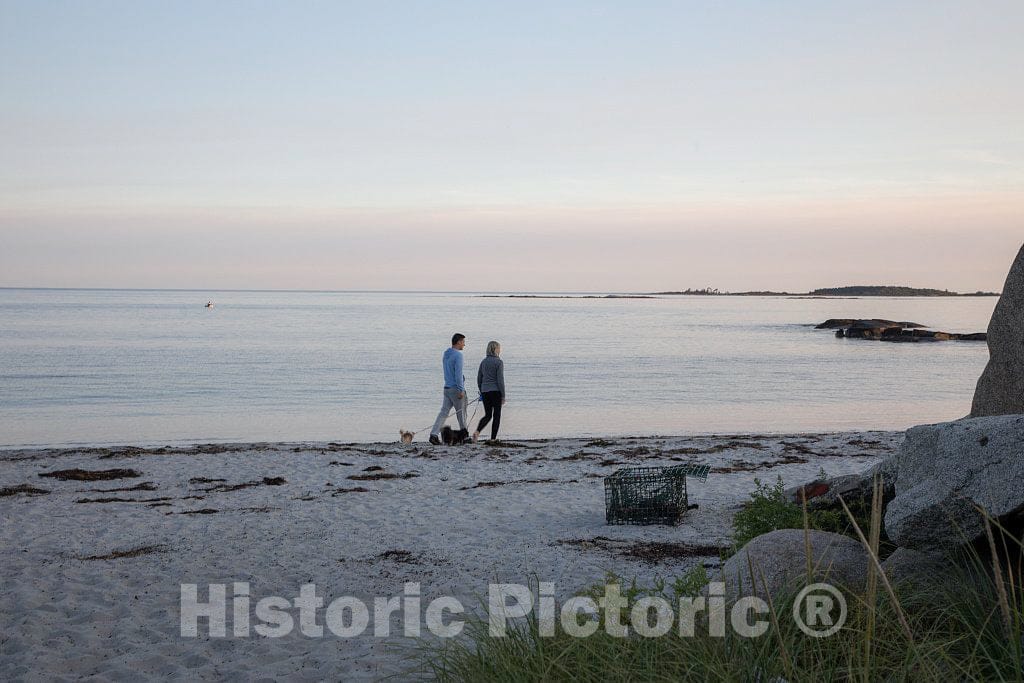 Photo - A Couple strolls Goose Creek Beach in Kennebunkport, Maine- Fine Art Photo Reporduction
