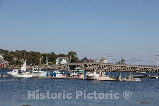Photo - Bridge and boats in Bailey Island, a small, quaint island in Casco Bay off the coast of Maine- Fine Art Photo Reporduction