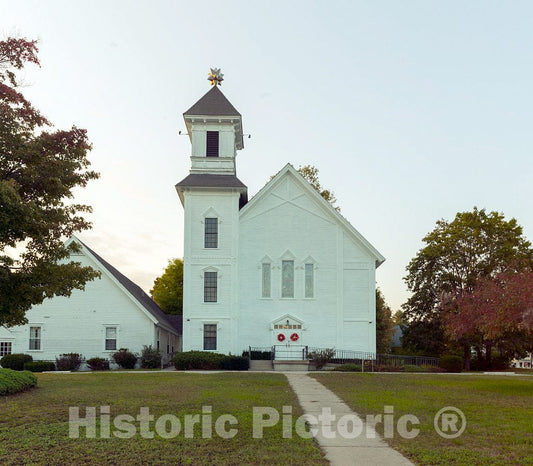 Photo - Riverside United Methodist Church in Kezar Falls, Maine, Near The New Hampshire Border. The Church Building was Dedicated in 1884- Fine Art Photo Reporduction