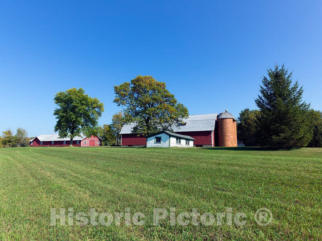 Photo - Barn and Farmstead Outside St. Albans, Vermont- Fine Art Photo Reporduction