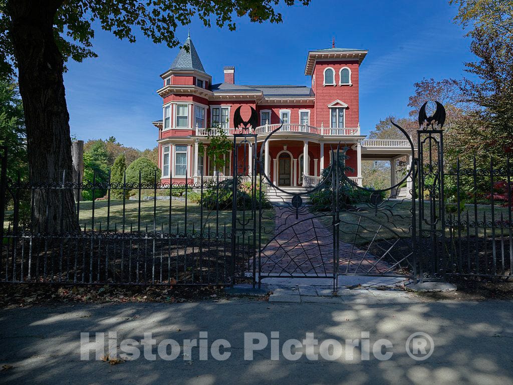 Photo - Home of Stephen King, an internationally acclaimed author of horror, supernatural fiction, suspense, science fiction, and fantasy, in Bangor- Fine Art Photo Reporduction