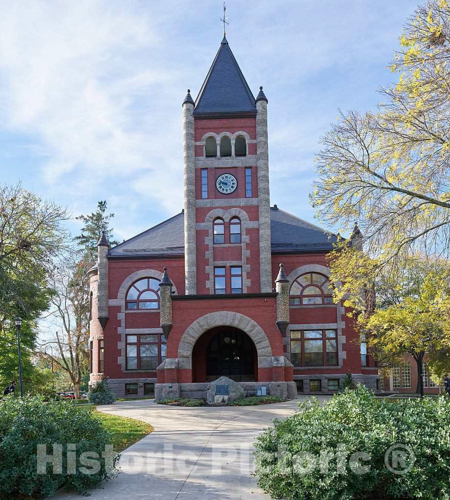 Photo - Thompson Hall, Also commonly referred to Locally as T-Hall, one of The Central Buildings on The Campus of The University of New Hampshire in Durham