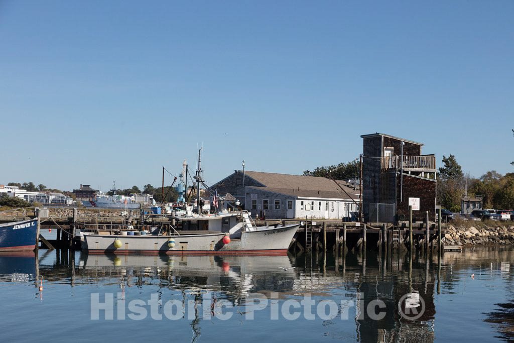 Photo- Fishing Boats in a Small Peirce Island Harbor in Portsmouth, New Hampshire 5 Fine Art Photo Reproduction