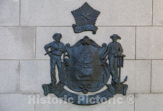 Photo - Marker at The Maine end of The Portsmouth Memorial Bridge, Connecting Kittery, Maine, and Portsmouth, New Hampshire, Across The Piscataqau River