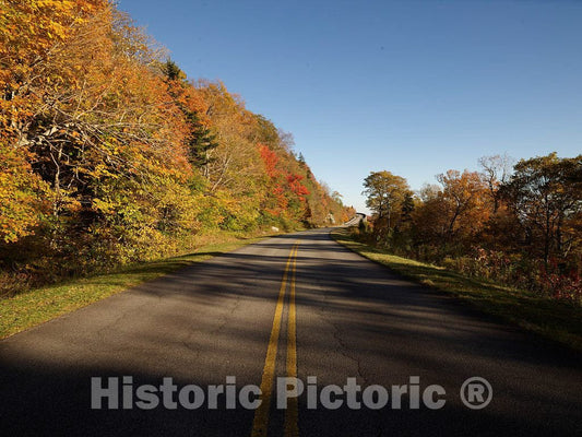Photo - Fall Scene Along The Southern reaches of The Blue Ridge Parkway, Near Foscoe, North Carolina- Fine Art Photo Reporduction