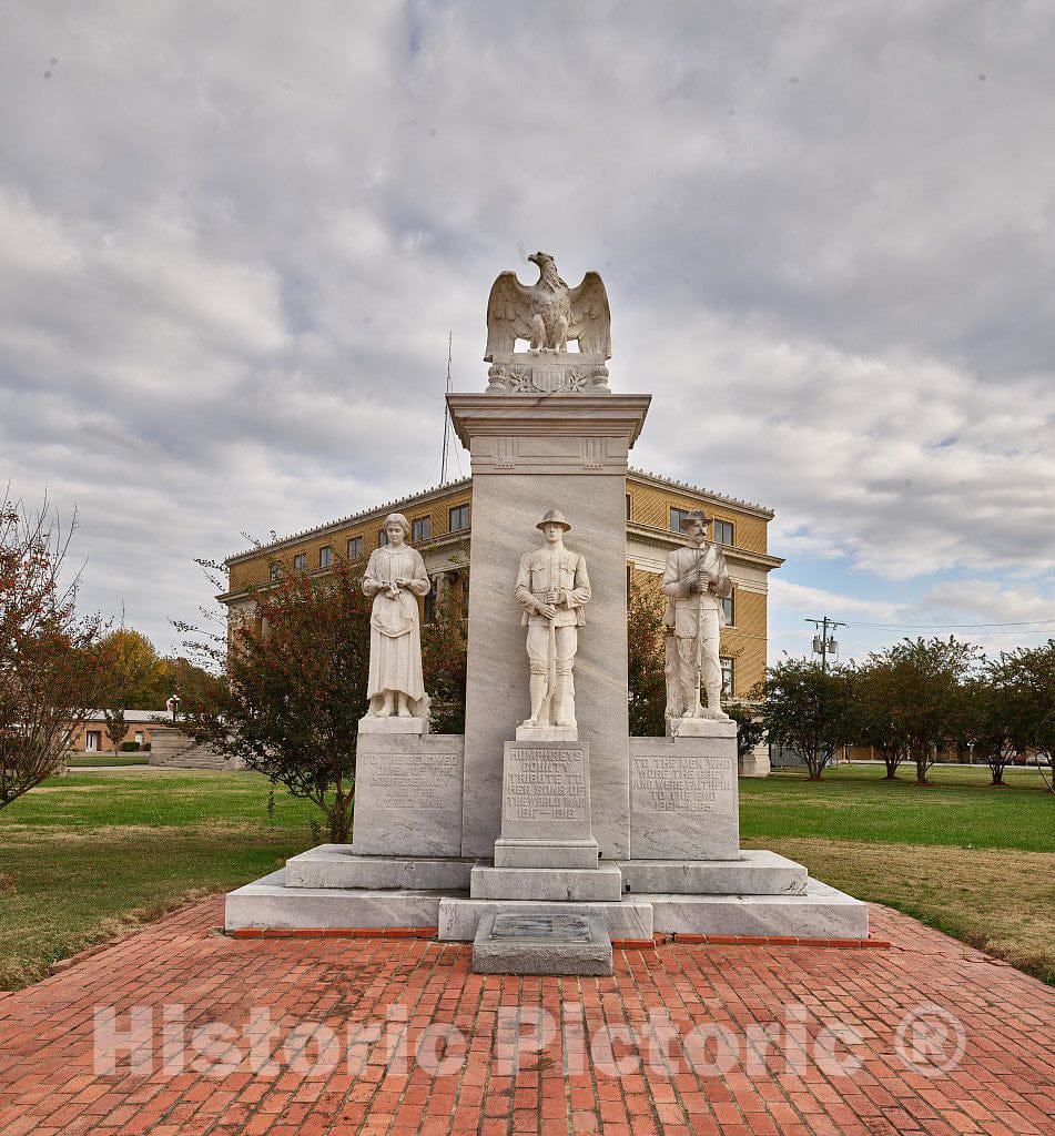 Photo- in 1937, The People of Humphreys County, Mississippi, erected This Memorial in Downtown Belzoni That Honors Male Soldiers who Fought for The Confederacy in The U.S
