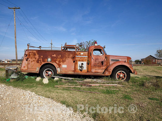 Photo - Old fire engine on the Hopson Plantation site on the outskirts of Clarksdale, in Mississippi's Delta region- Fine Art Photo Reporduction