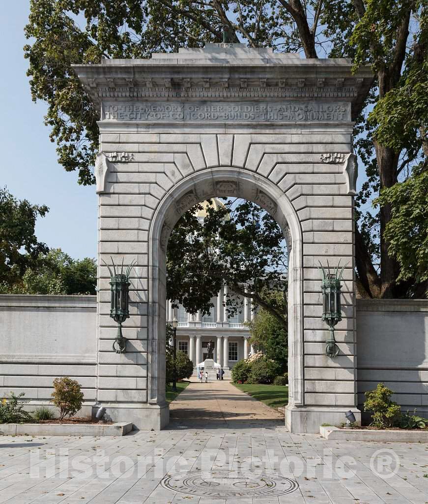 Photo - The 1892 Soldiers and Sailors Memorial Arch on the grounds of the capitol (or state house, as New Hampshites call it) in Concord, New Hampshire's capital city