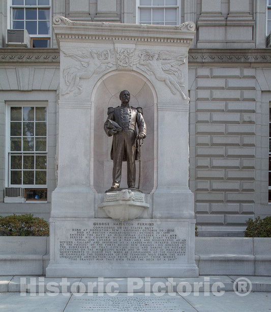 Photo - Daniel Chester French's 1902 Statue of Union Army Commodore George Hamilton Perkins, a Hero of The U.S- Fine Art Photo Reporduction
