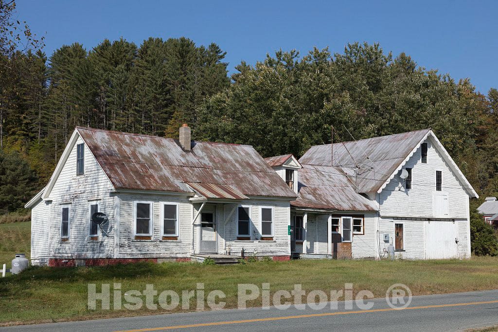 Photo- House, Covered Passageway, and barn, All Attached, Near Lyndon, Vermont. Such Arrangements are Commonplace as a Way of Dealing with Northern Vermont's Frigid Winters