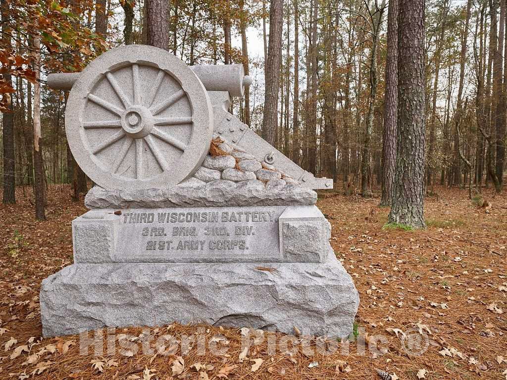Photo - 3rd Battery, Wisconsin Light Artillery Monument at The Chickamauga Portion of The Chickamauga & Chattanooga National Military Parkv- Fine Art Photo Reporduction