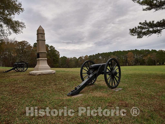 Photo - Monument and Cannons at The Chickamauga Portion of The Chickamauga & Chattanooga National Military Park- Fine Art Photo Reporduction