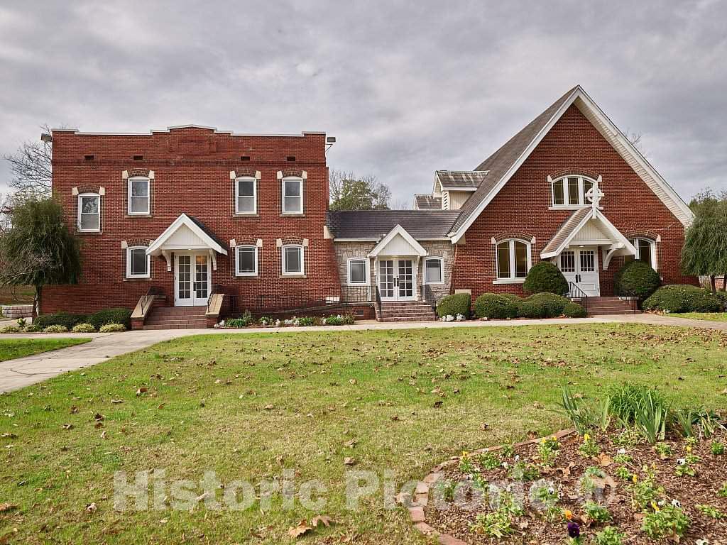 Photo- This array of buildings in Chickamauga, a town in far-northwestern Georgia, made famous for the Battle of Chickamauga, fought nearby in the American Civil War of the 1860s
