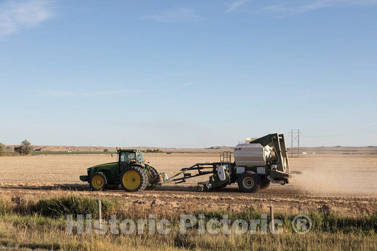 Photo - Farm Scene west of Greybull in Big Horn County, Wyoming- Fine Art Photo Reporduction